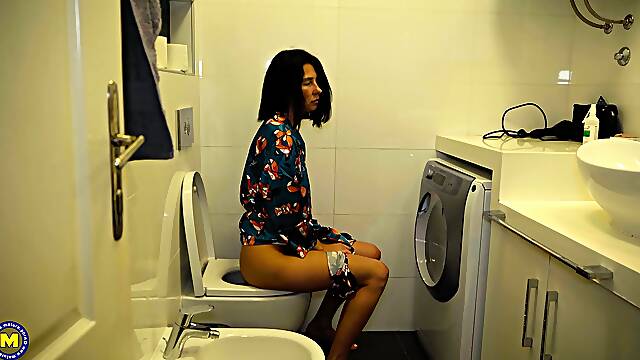 A Letto Con Mia Moglie, Moglie Scopata In Toilette