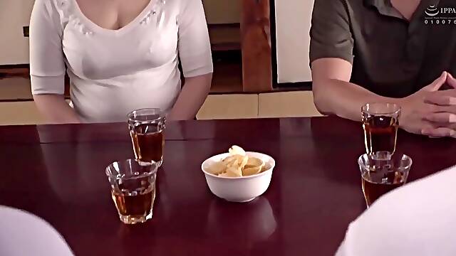 Mucha Polla, Japonesa Wife In Law, Suegras Peludas Follando