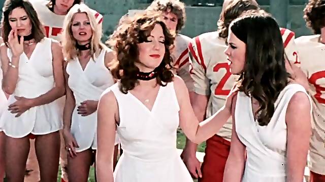 Vergine Vintage, Sesso Di Gruppo Vintage