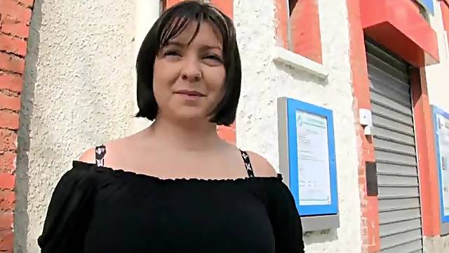 Barcellona Live Show, Donna Spagnola, Dellera Francesca