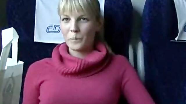 Treno Milf, Sesso Sul Treno