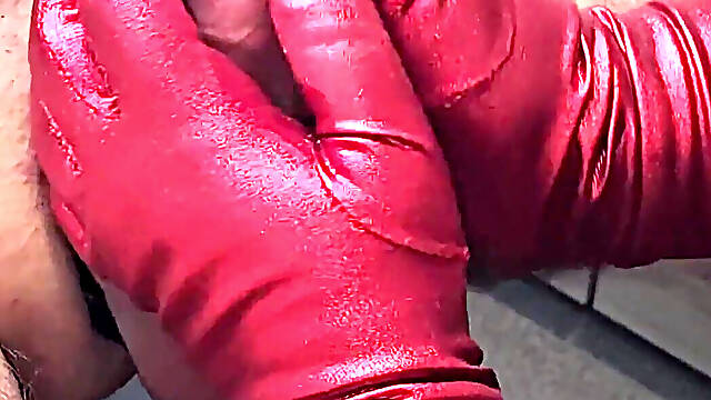 My Step Stepmom Teaches You How to Give the Best Handjob to Step Stepson
